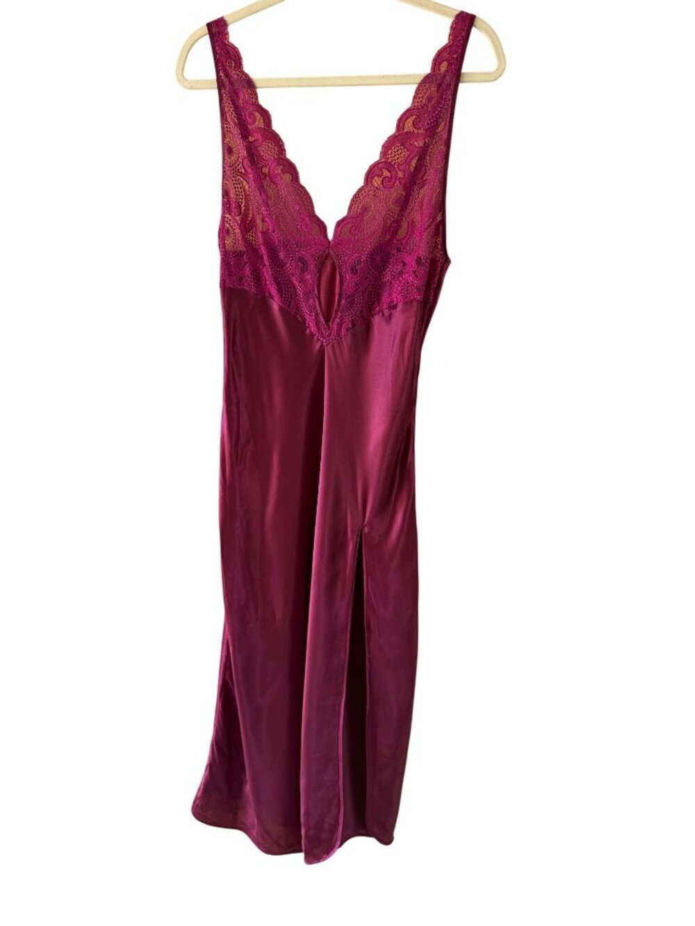 Victoria's Secret Womens Gold Label Slip Dress Gown Size M Satin Maroon Vintage
